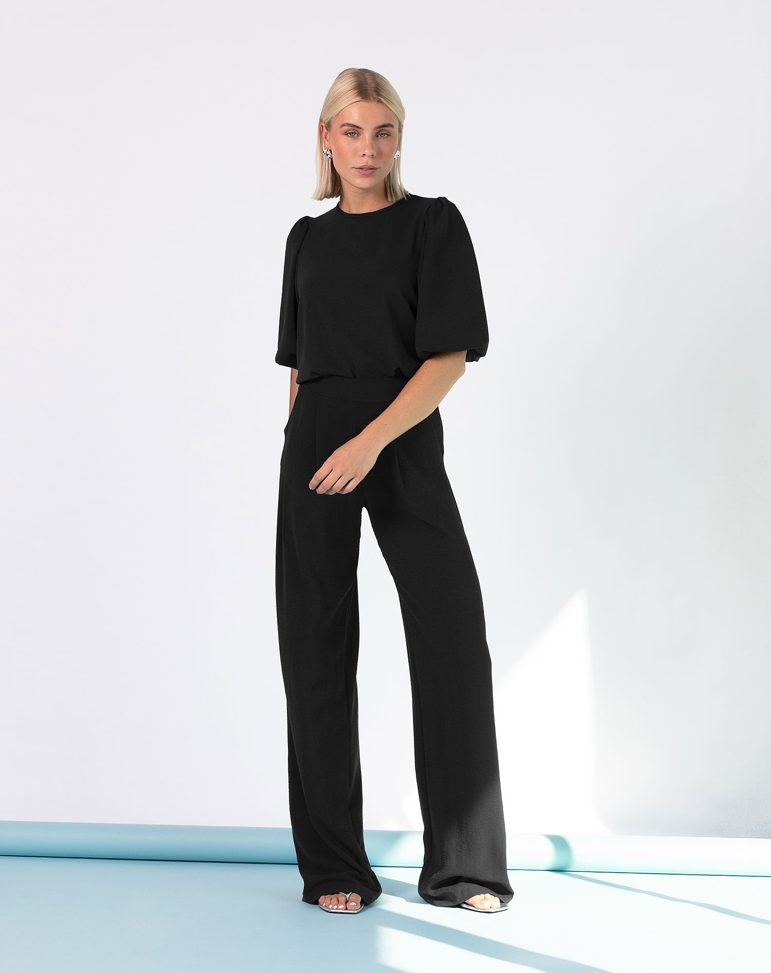 JULIE dames pantalon tall – zwarte wide leg broek met elastische taille