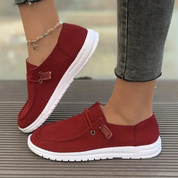 Luchtige slip-on schoenen dames – platte instappers voor de zomer