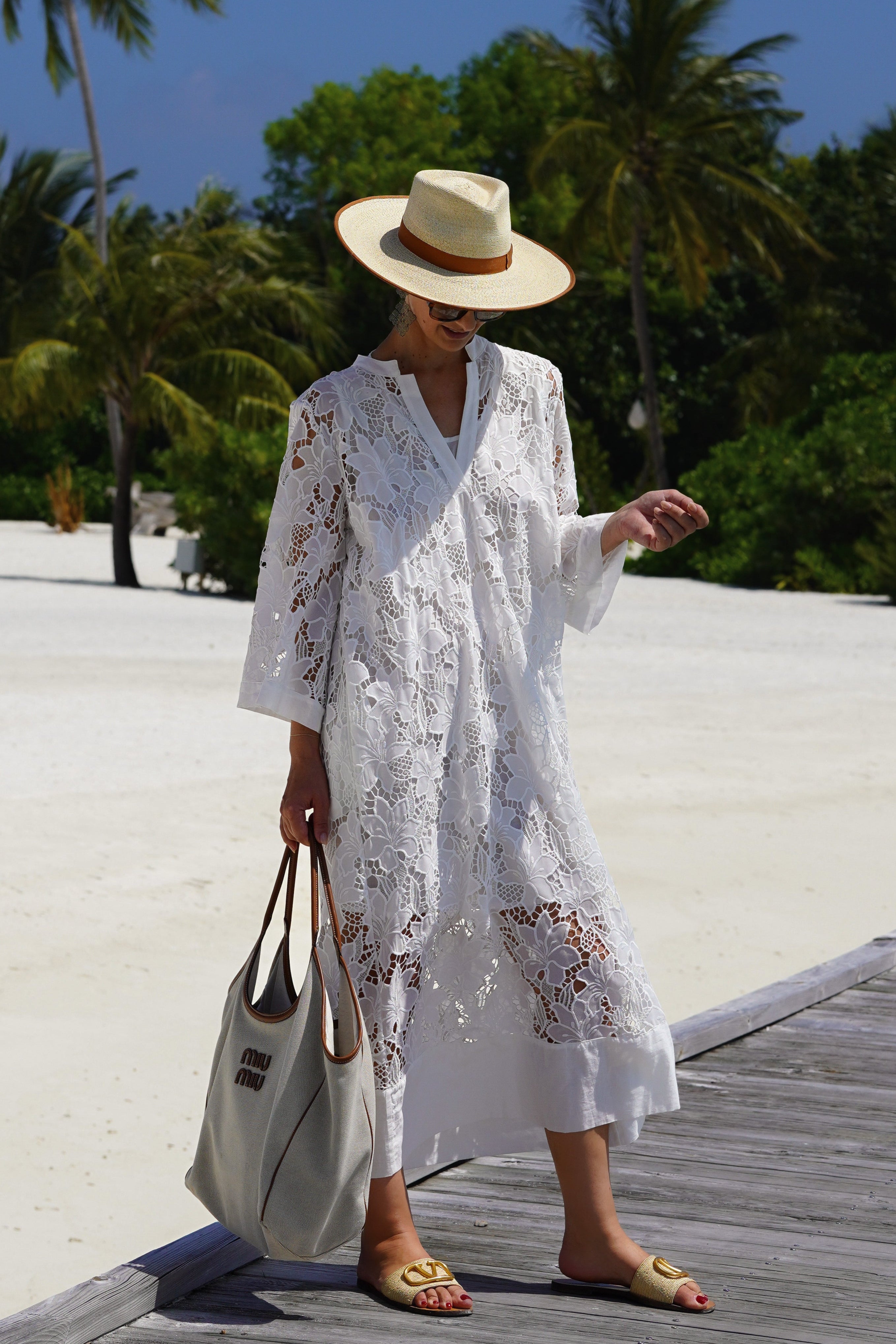 Jurk Luana Lace wit – Elegante Kanten Damesjurk met Onderdress