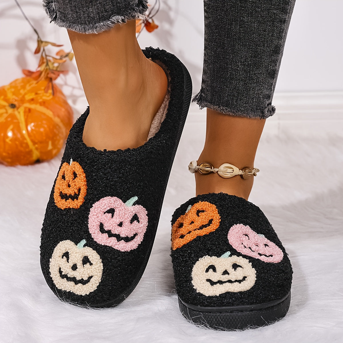 Halloween Pantoffels Dames – Slip-on Fleece Pantoffels met Pompoenprint