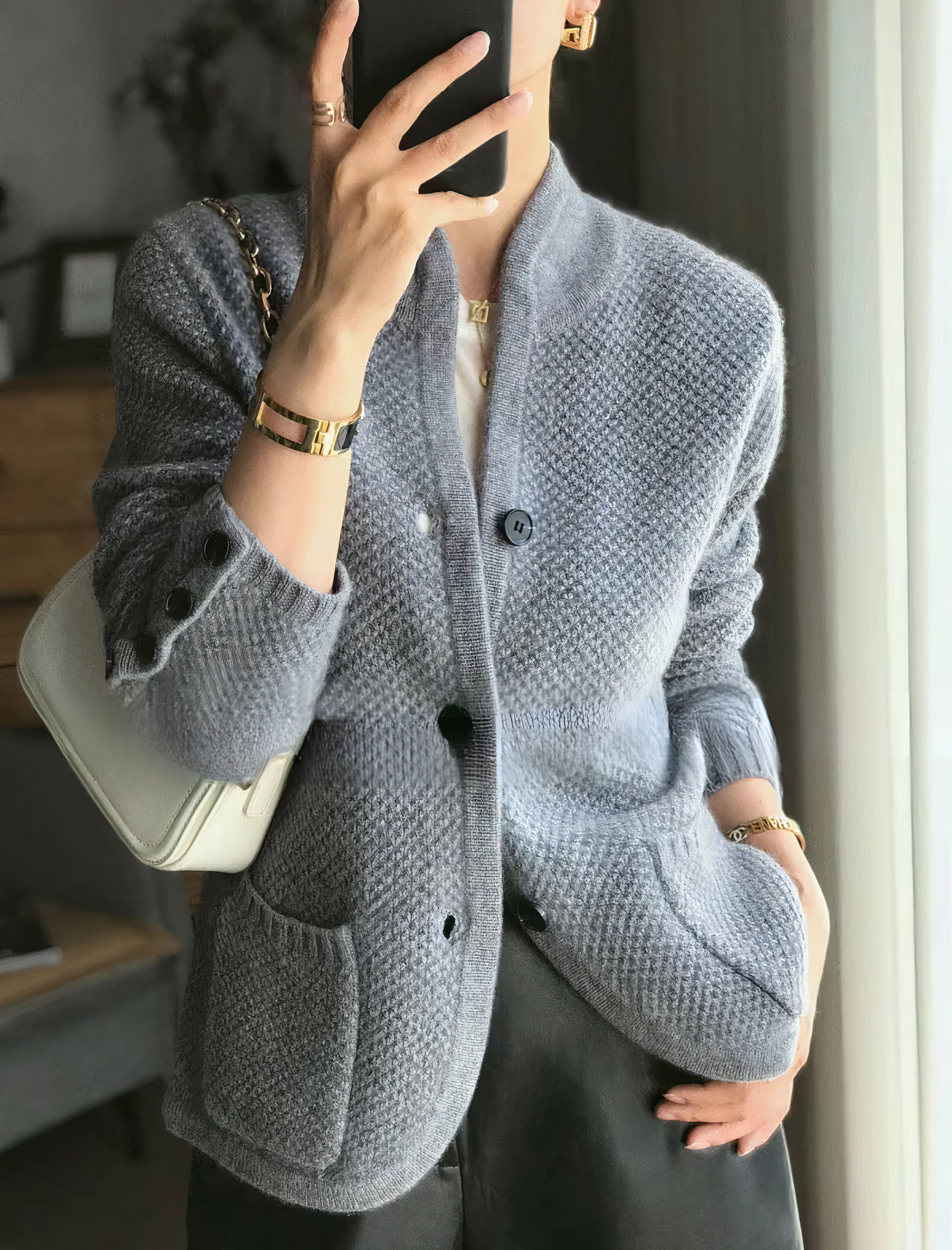 Gebreid damesvest met knoopsluiting – elegant vest met fijne structuur en tijdloze stijl