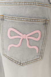 HESTER dames jeans – relaxed fit denim met geborduurde details