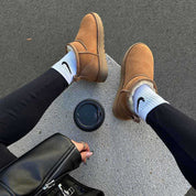 DORA dames mini boots – warme enkelhoge laarzen met voering