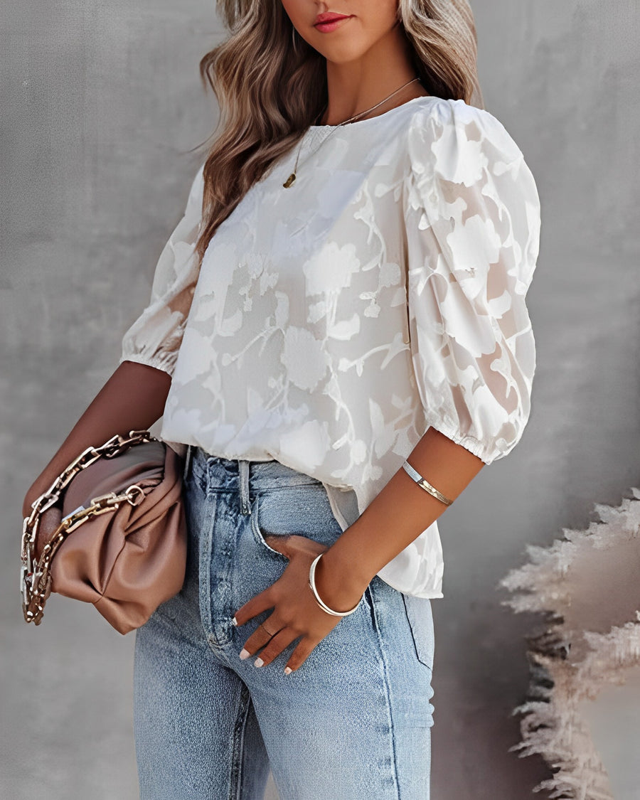 Blouse met Pofmouwen Dames – Witte Chiffon Top met Bloemen & Ronde Hals | Fiona
