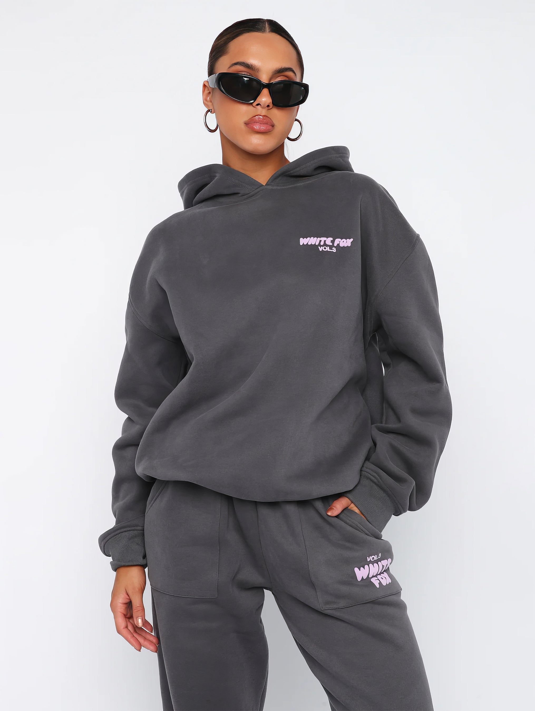 Zoë dames trainingspak – trendy en comfortabel sportief pak