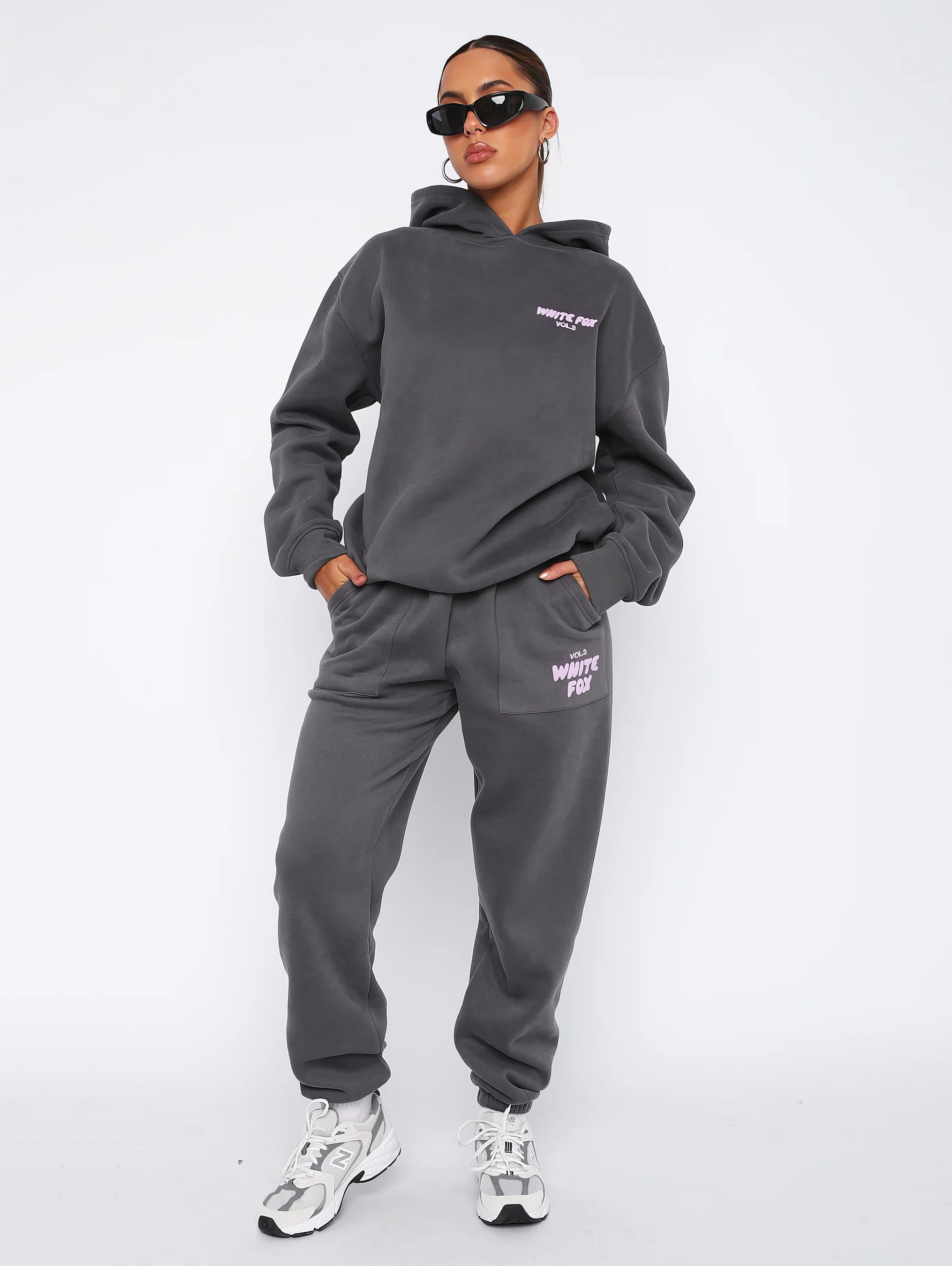 Zoë dames trainingspak – trendy en comfortabel sportief pak