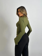 Dames top met kant – elegant lang mouw shirt met V-hals en aangesloten pasvorm