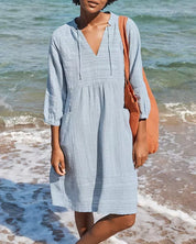 Luchtige Strandjurk – V-Hals, Comfortabele Pasvorm en Stijlvol Zomerdesign