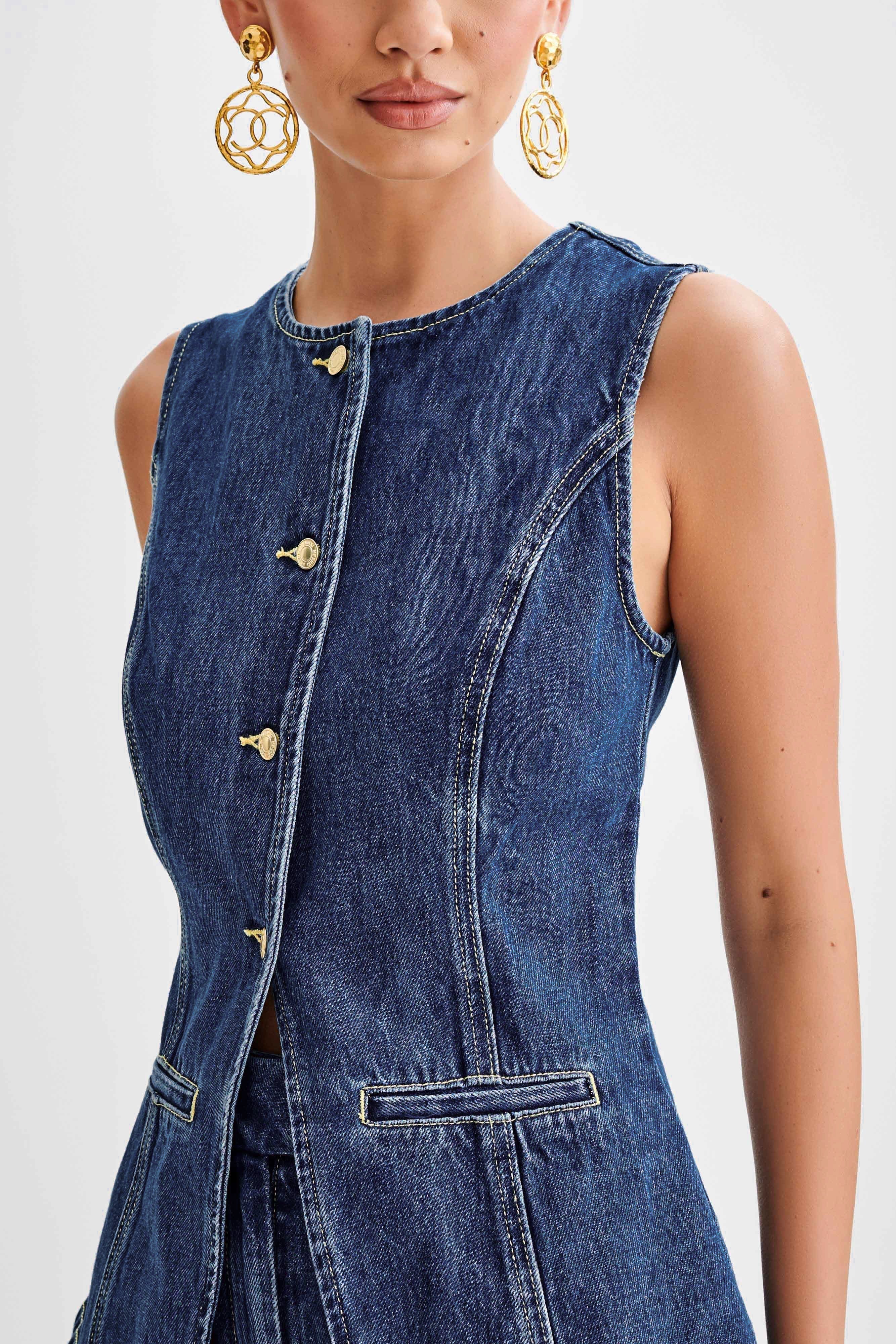 Demi mouwloze denim gilet & short set – zomerse co-ord met rond hals