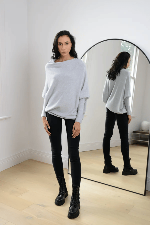 Off shoulder trui dames – losse gebreide trui met elegante open schouderlijn