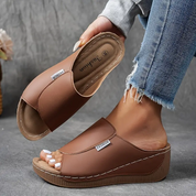Voetboog sandalen dames – comfortabele sandalen met verstelbare bandjes