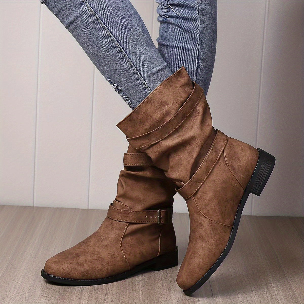 Vintage Charme Slouchy Western Enkellaarsjes – Trendy Laarzen met Gespdetail