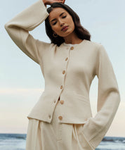 Ultrazacht Kasjmier Vest met Knopen – Luxe Comfort & Tijdloze Stijl