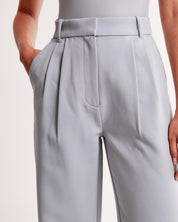 Hoge taille pantalon dames – geplooide pantalon met elegante tapered fit