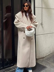 Oversized damesjas met reverskraag – lange winterjas met dubbele knopen