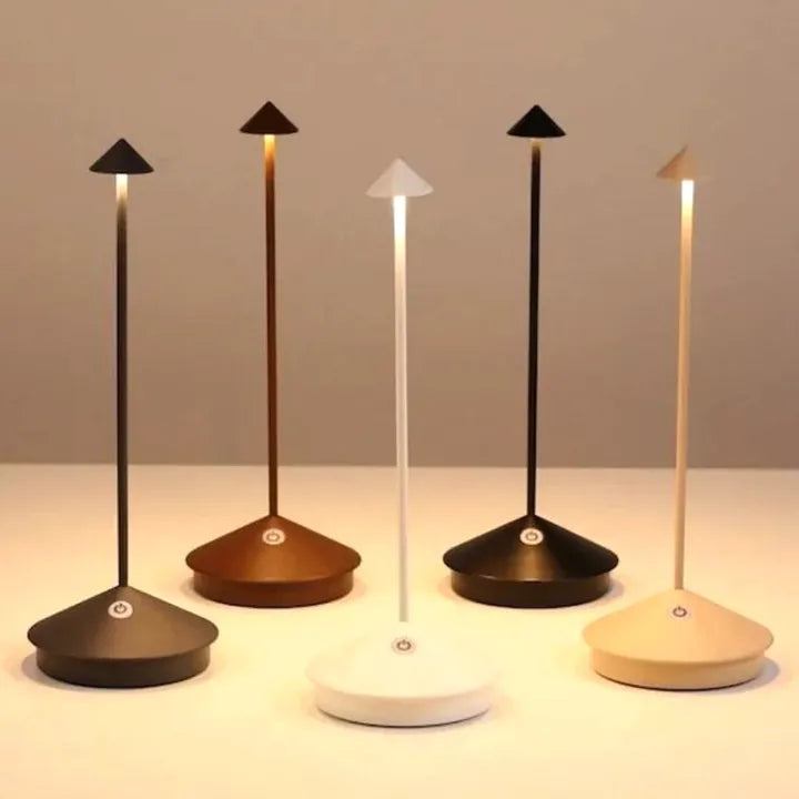 ClarityGlow – Draadloze LED Tafellamp | Dimbare Designlamp voor Binnen & Buiten