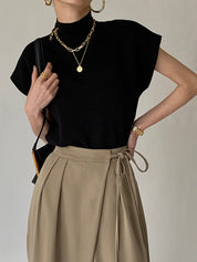 Mouwloze Dames Top met Hoge Kraag | Minimalistische All-Season Top