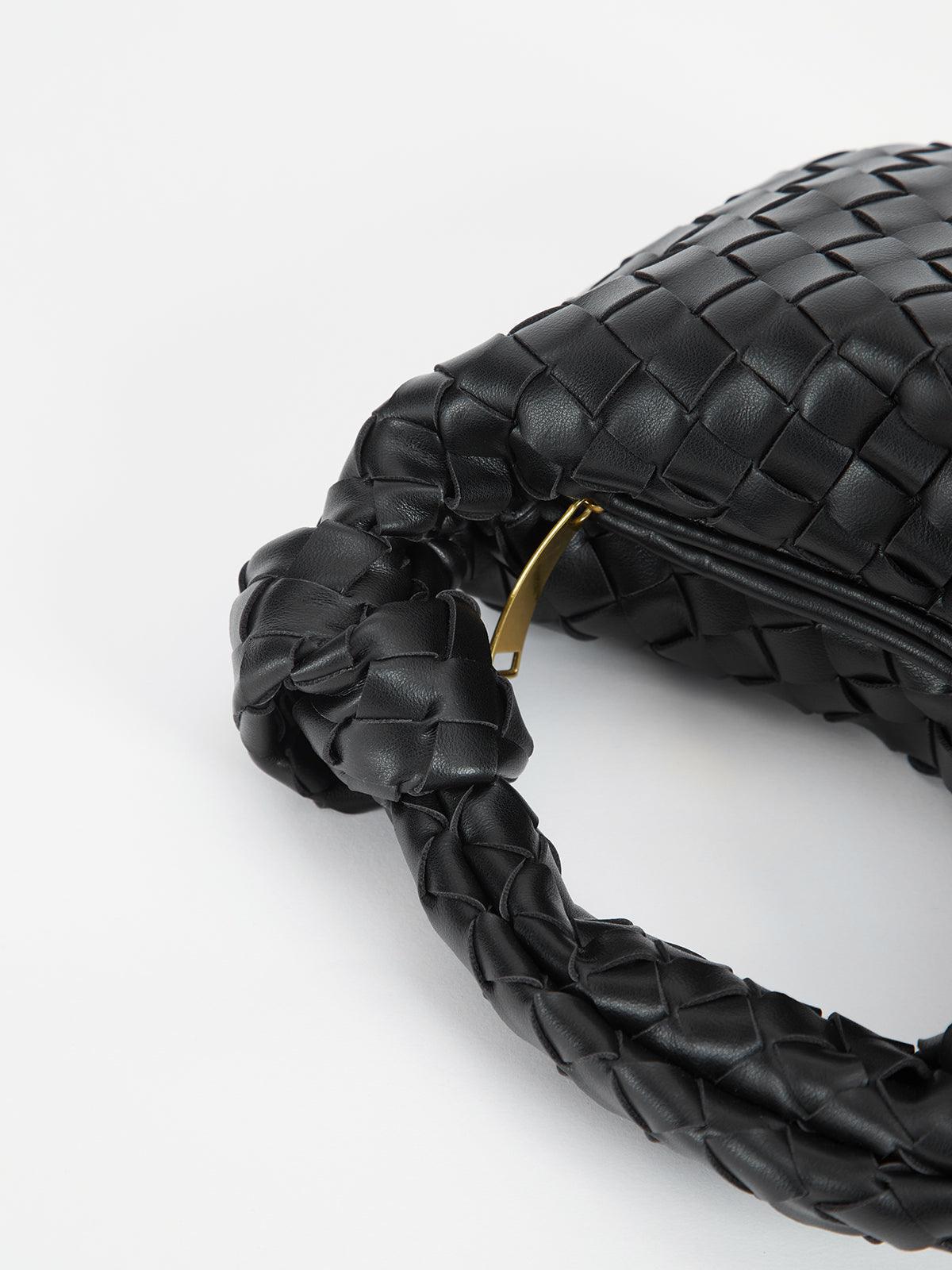 Mini Handtas – Gevlochten Design met Gouden Details en Compacte Elegantie