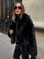 Zwarte dames faux fur winterjas – chique nepbont jas met luxe uitstraling