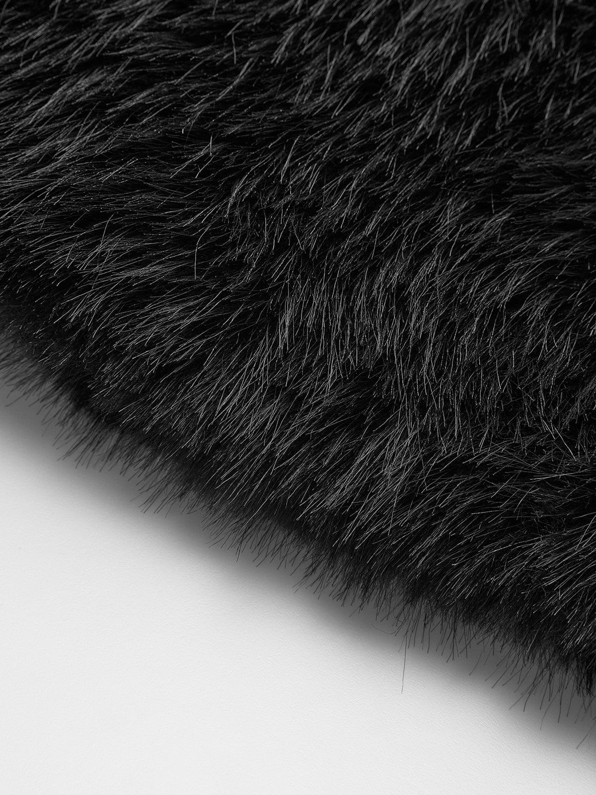 Zwarte dames faux fur winterjas – chique nepbont jas met luxe uitstraling