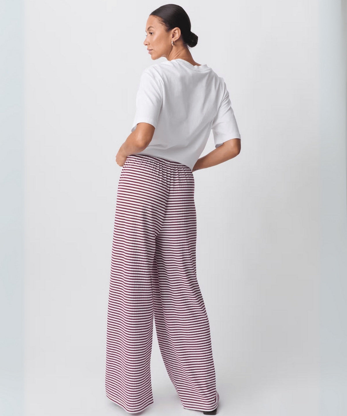 Comfortabele_gestreepte_los_vallende_broek_-_Dames_rood_2.jpg