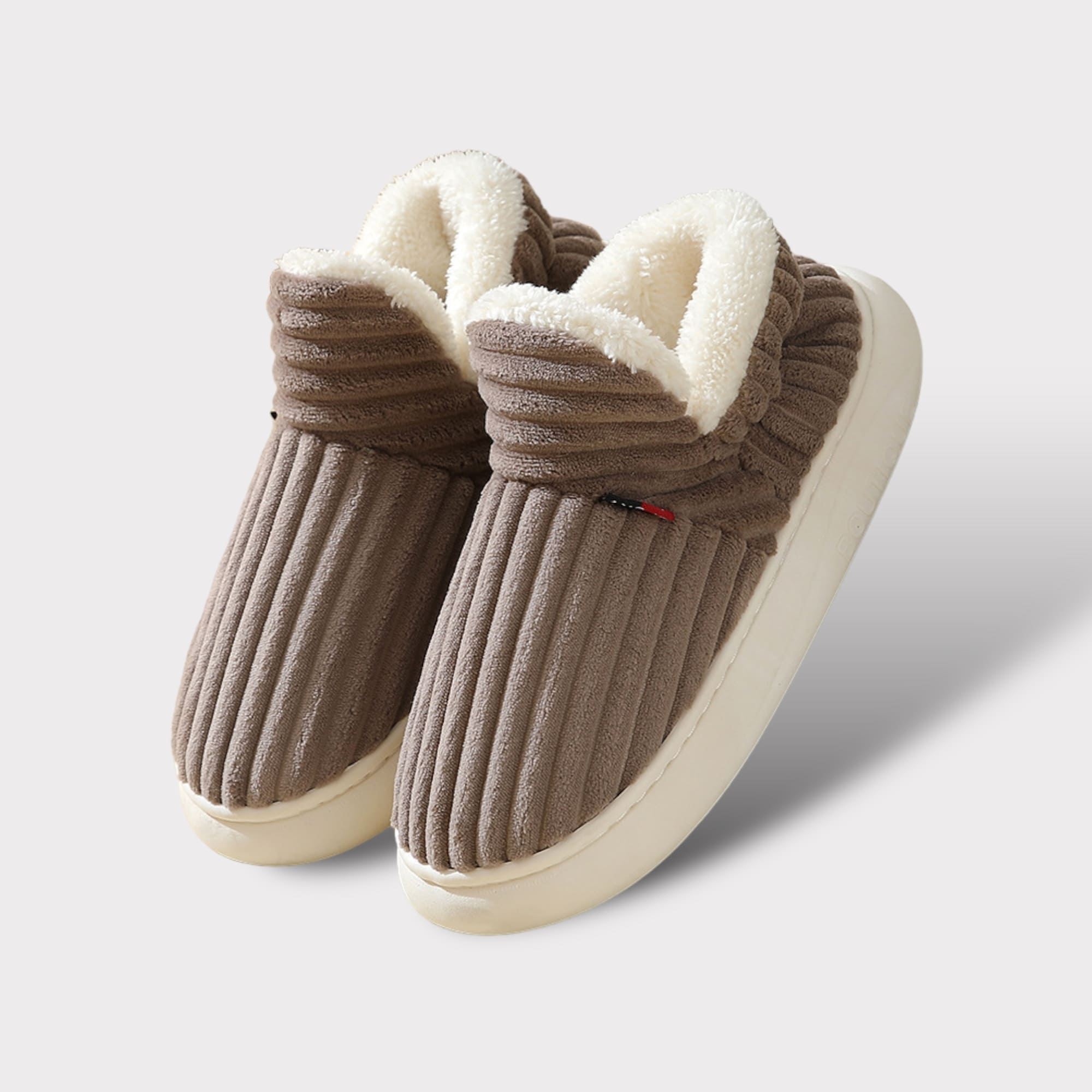 Cosimo unisex sloffen – warme pantoffels met hoge instap & antislipzool