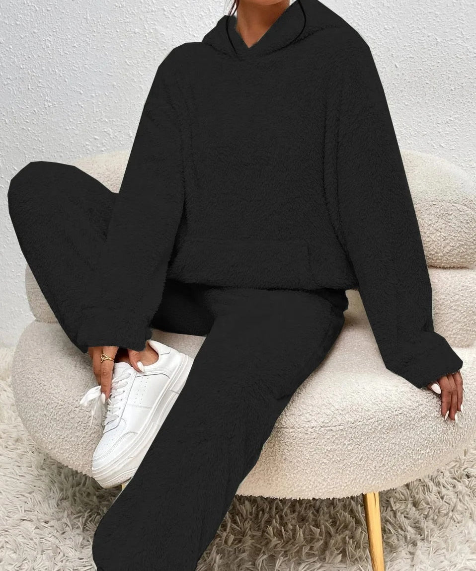 Lana Verdi teddy huispak – zacht dames huispak met hoodie en broek voor ultiem comfort