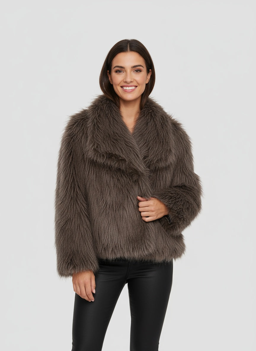 Dames kunstbont jas – zachte warme faux fur jas met elegante pasvorm