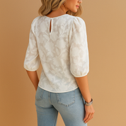 Elvira Bloementop – Elegante Dames Top met Flatterende Pasvorm