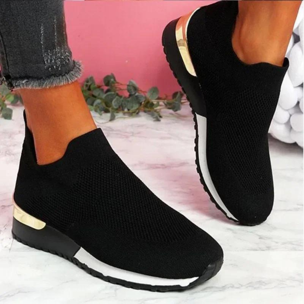Fabiola_-_Moderne_Comfort_Slip-On_Schoenen_voor_Dames_4dd21715-6a6d-47d2-9a65-db7de1b9eaab.png