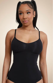 Shapewear Body Dames – Naadloze Corrigerende Body met Ingebouwde BH | Magische Body