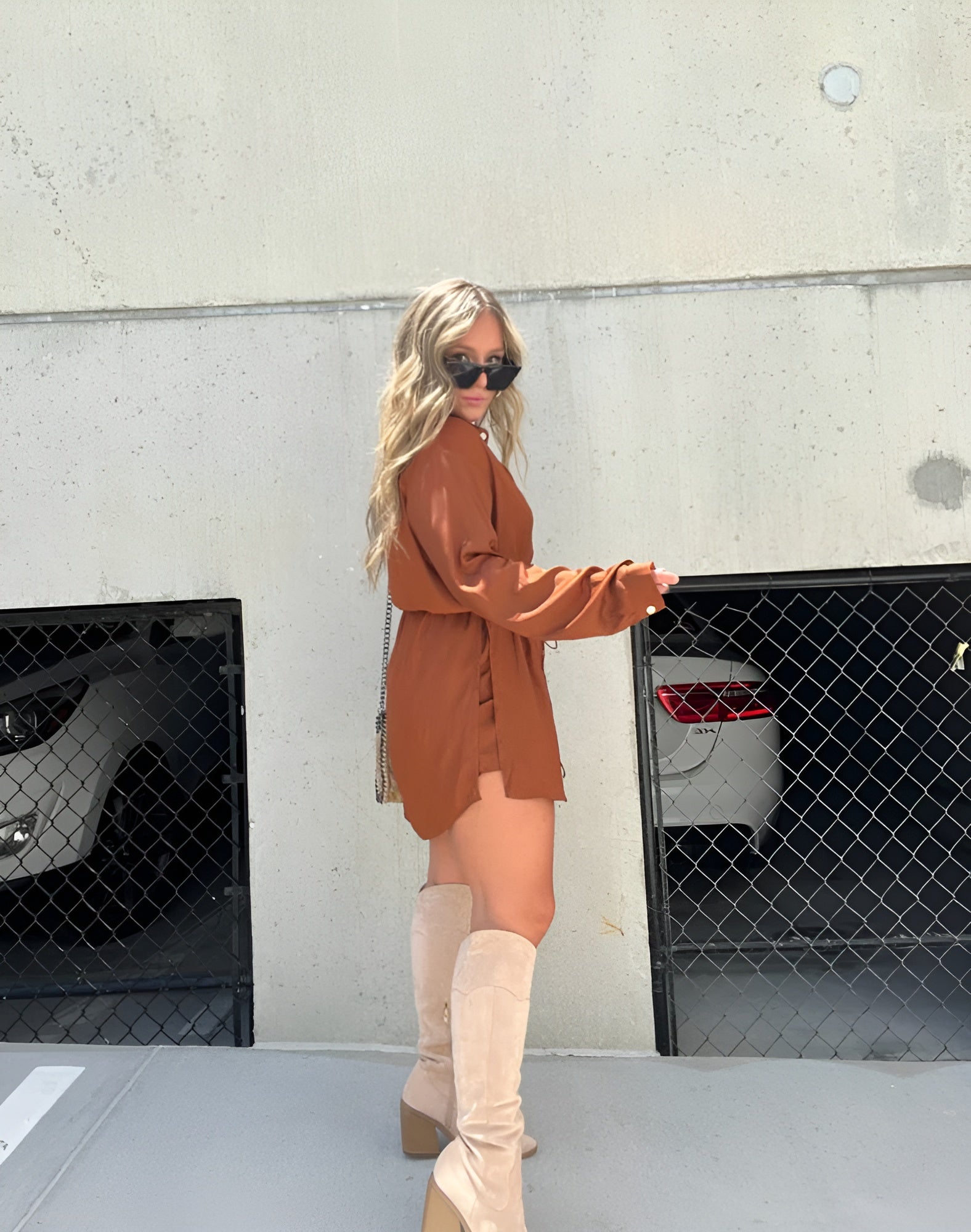 Romper Jurk Dames – Trendy Satijnen Playsuit met Tailleceintuur | Jessica