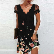 Lucia glitter zomerjurk dames | Glamour feestjurk met kanten mouwen en V-hals