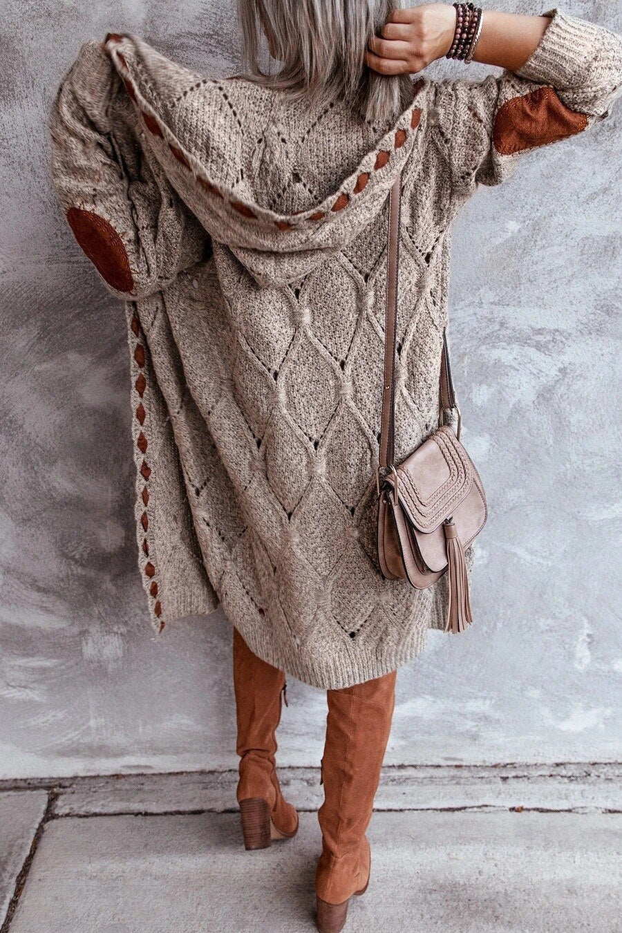 Evelyn Lang Damesvest – Oversized Grofgebreid Vest met Capuchon | Vardi Dante