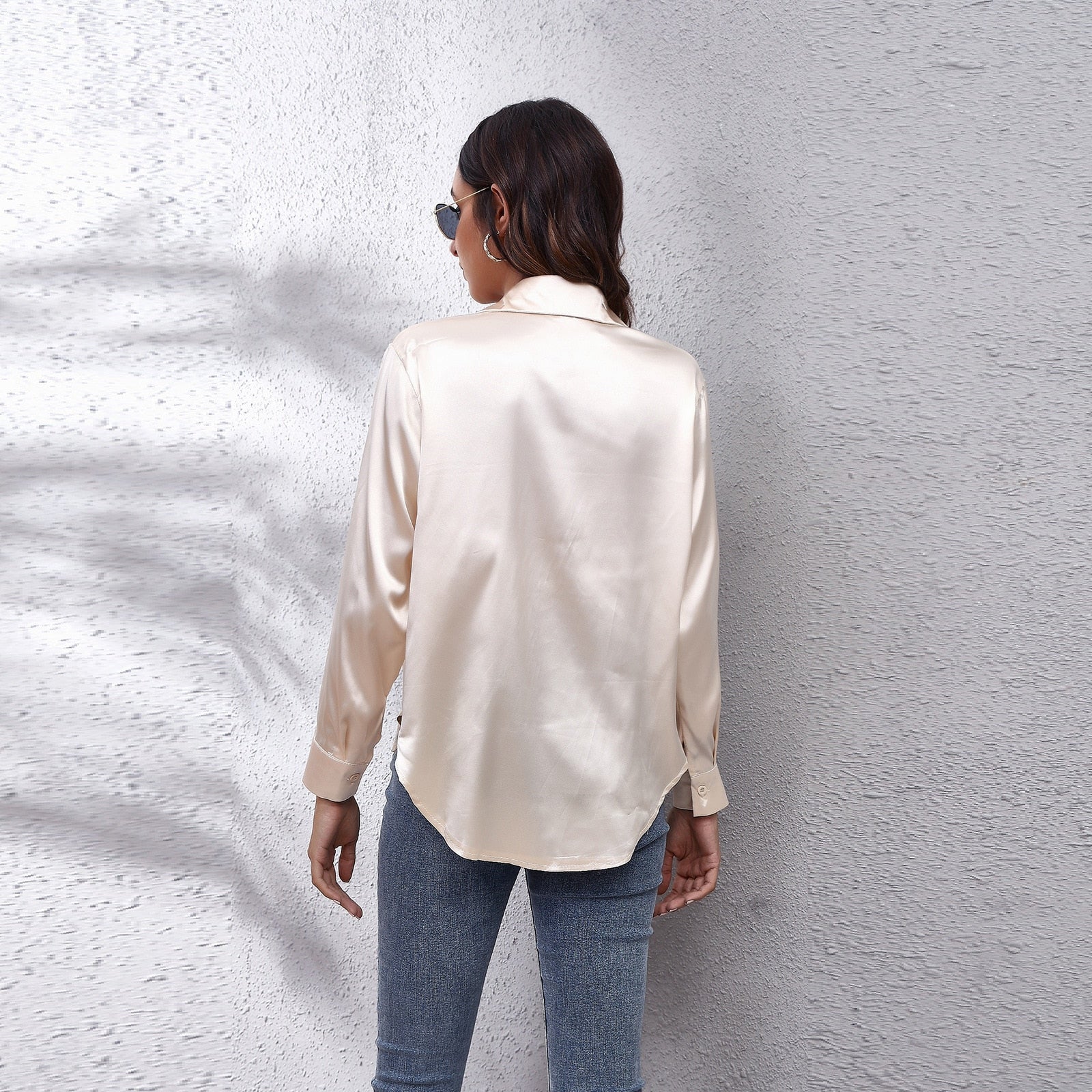 Shila Satijnen Blouse – Elegante en Luchtige Damesblouse voor Stijlvolle Outfits