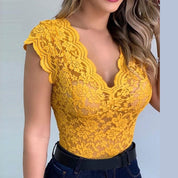 Kyra Kanten Top – Sexy en Elegante Dames Top met Bloemenpatroon en V-Hals