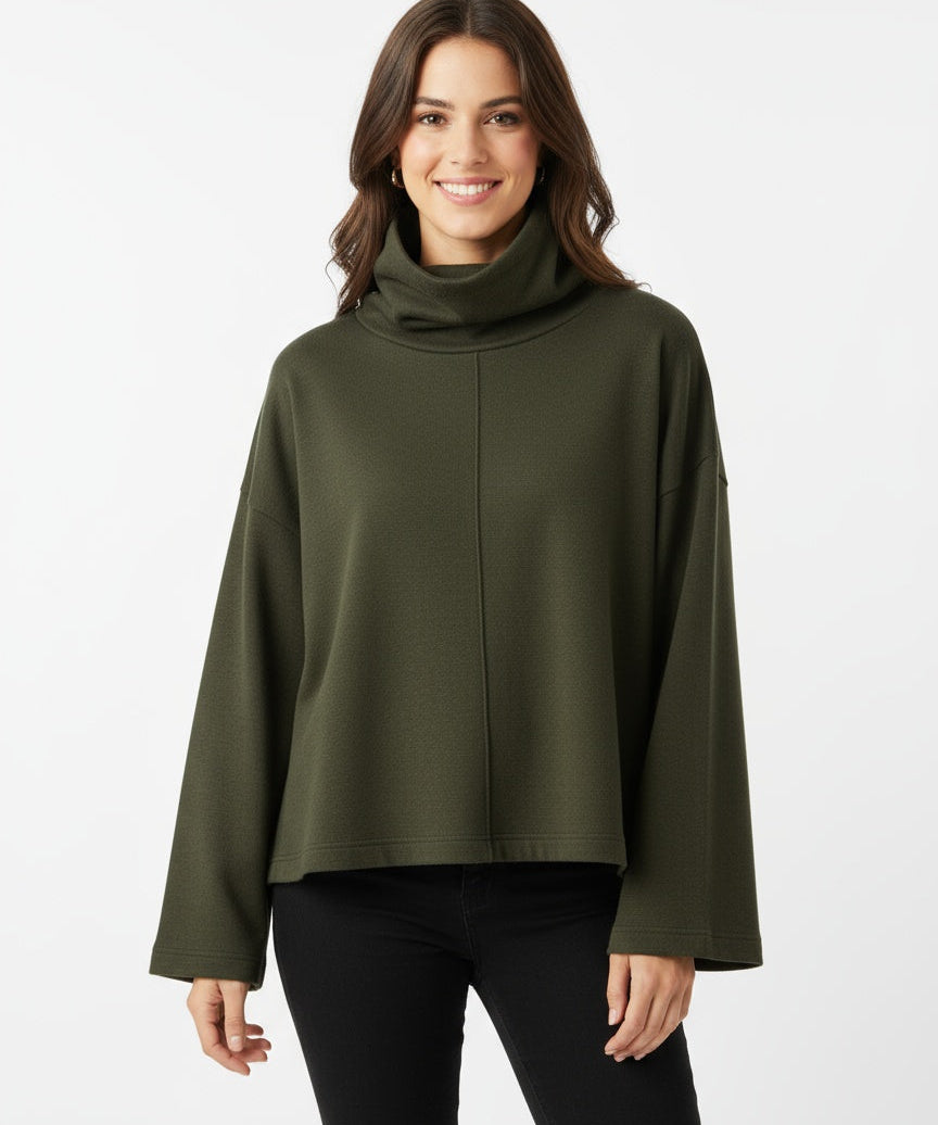 Hochgeschlossenes_Damenoberteil_aus_hochwertigem_Material__Eleganter_Rollkragenpullover_0.jpg
