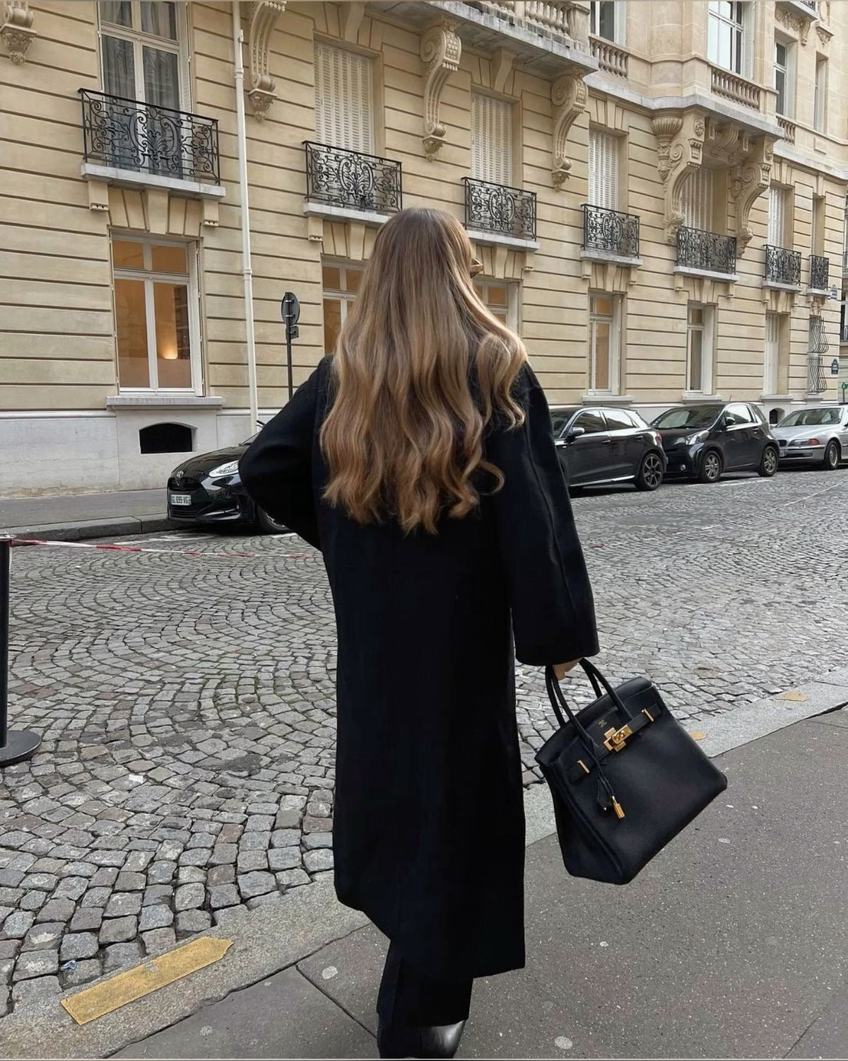 Oversized damesjas met reverskraag – lange winterjas met dubbele knopen