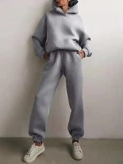 Dames hoodie en joggingbroek set – warm & stijlvol loungewear