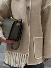 Lange Wollen Jas Dames – Elegante Winterjas met Getailleerde Pasvorm | Lia Model