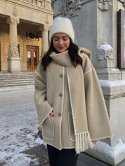 Lange Wollen Jas Dames – Elegante Winterjas met Getailleerde Pasvorm | Lia Model