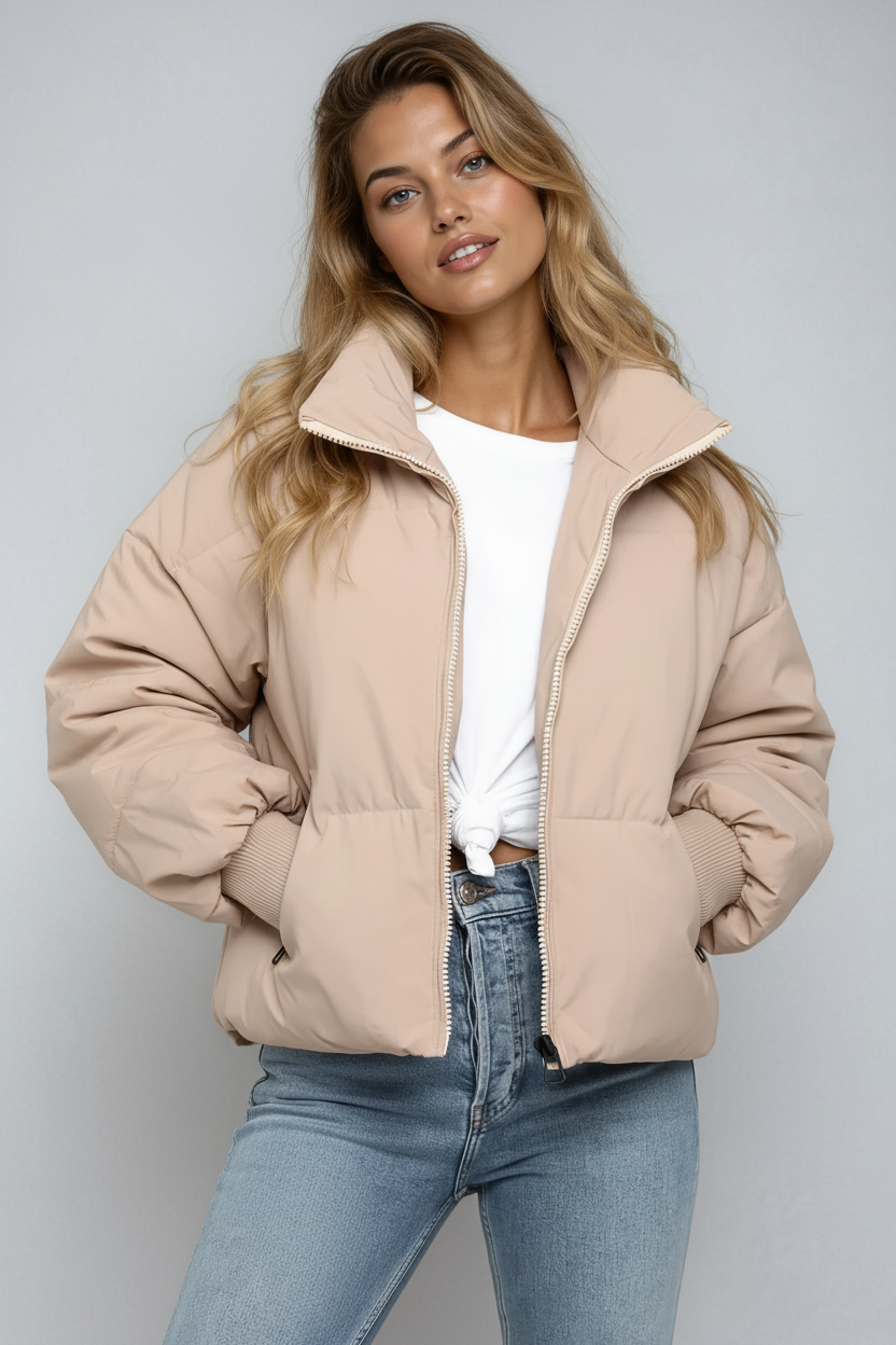 Korte dames winterjas – gewatteerde zwarte puffer met rits en hoge kraag