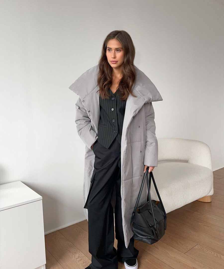 Maeve_-_Lange_Gewatteerde_Puffer_Coat_met_Riem_T-E13.jpg