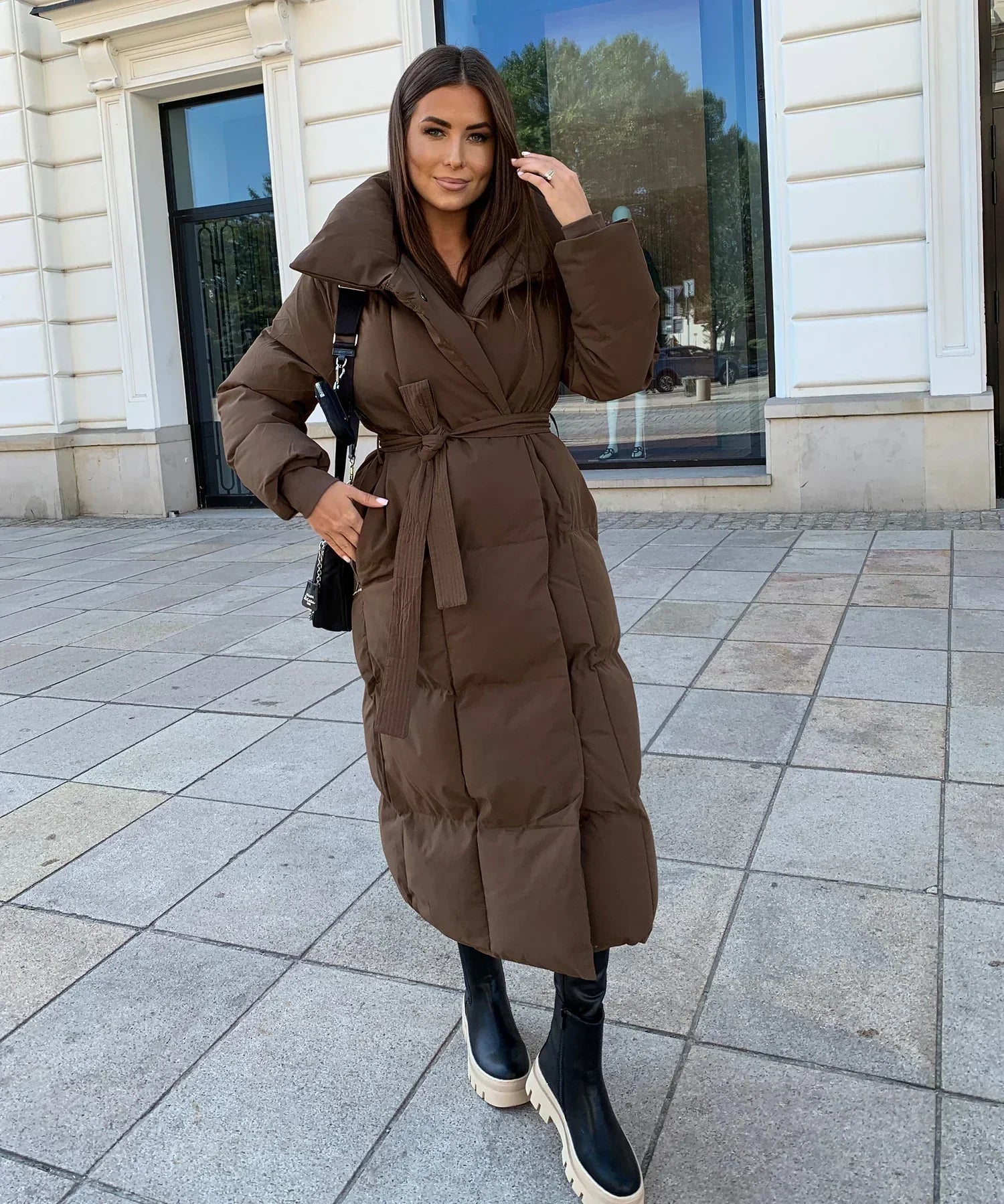 Lange gewatteerde dames winterjas – stijlvolle puffer coat met taille-riem