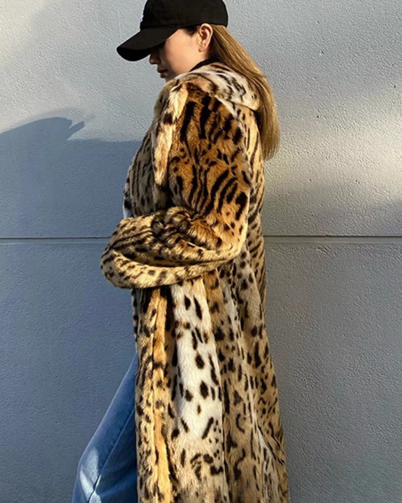 Dames lange bontjas – oversized pasvorm met dierenprint & kraag