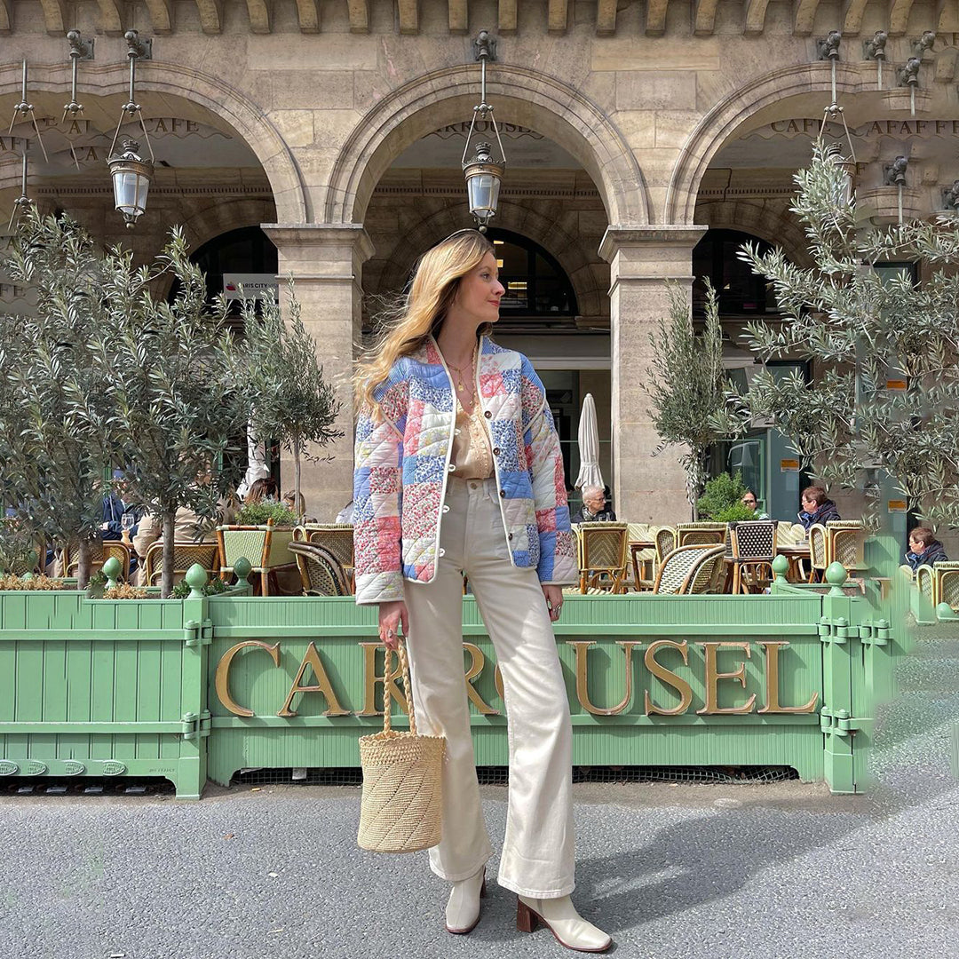 BlossomChic dames jas – stijlvolle lentejas met elegante pasvorm