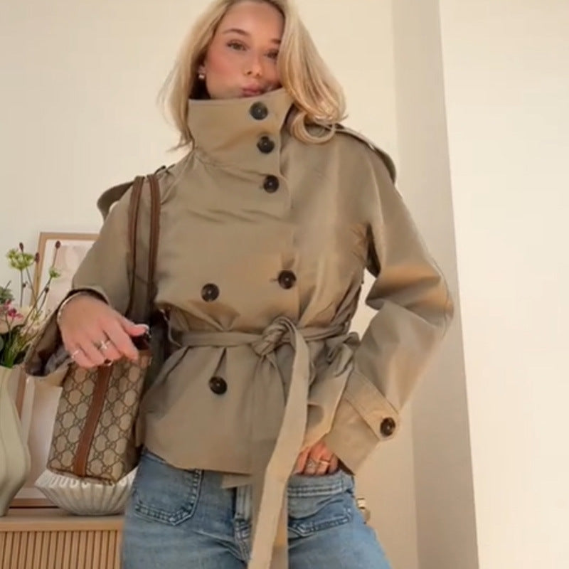 Dames trenchcoat – modieuze jas met getailleerde pasvorm en praktische zakken