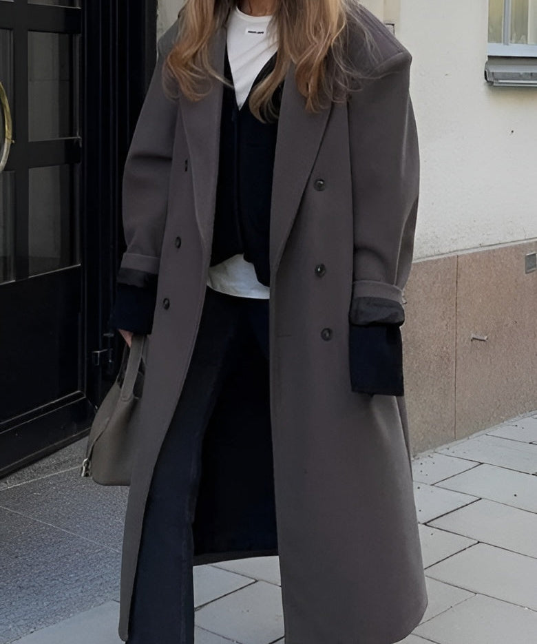 Oversized damesjas met reverskraag – lange winterjas met dubbele knopen