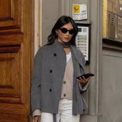 Cropped winterjas dames – moderne korte winterjas met stijlvolle pasvorm van Ivyshape