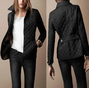 Gewatteerde damesjas met ruitstiksel – lichte quilted jas met isolatie